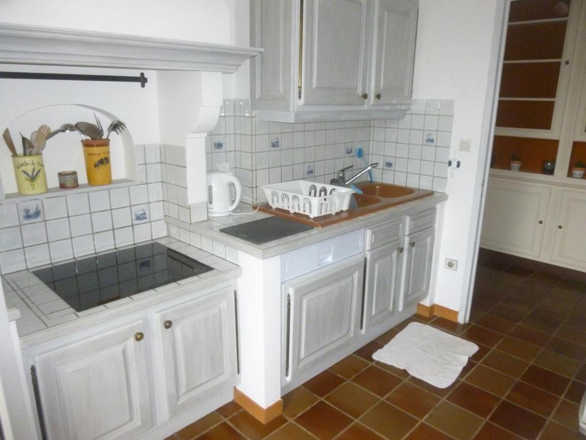 Sanary - Zone Pietonne - Clim - 2 Chambres 4 A 6 Personnes - Wifi Luaran gambar